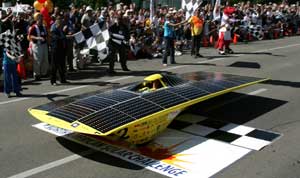 Solar car that won the 2005 North American Solar Challenge.  Photo by Stefano Paltera.